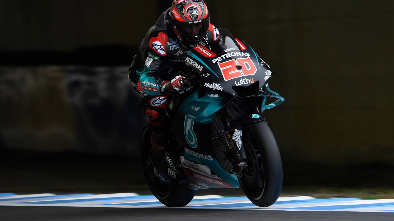 Quartararo membalas melawan Vinales saat Yamaha tampil mengesankan