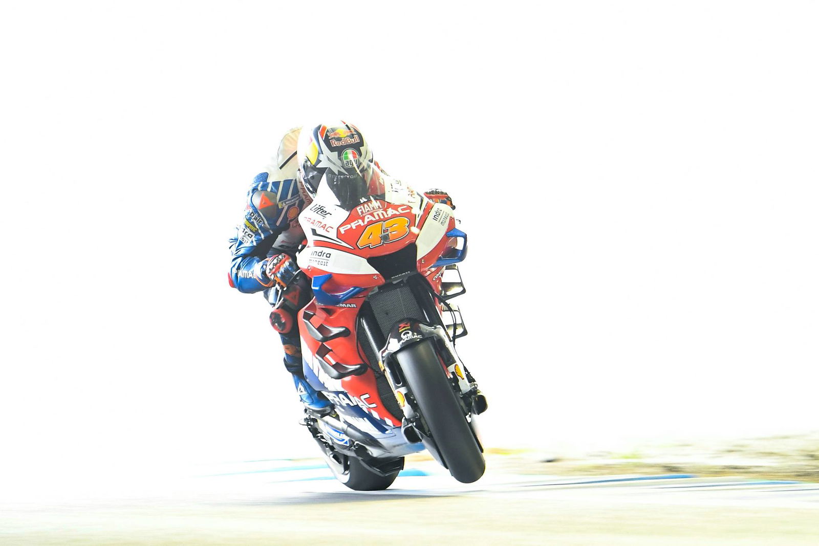 Lorenzo menemukan 'perasaan dan kecepatan' dengan sasis yang lebih tua