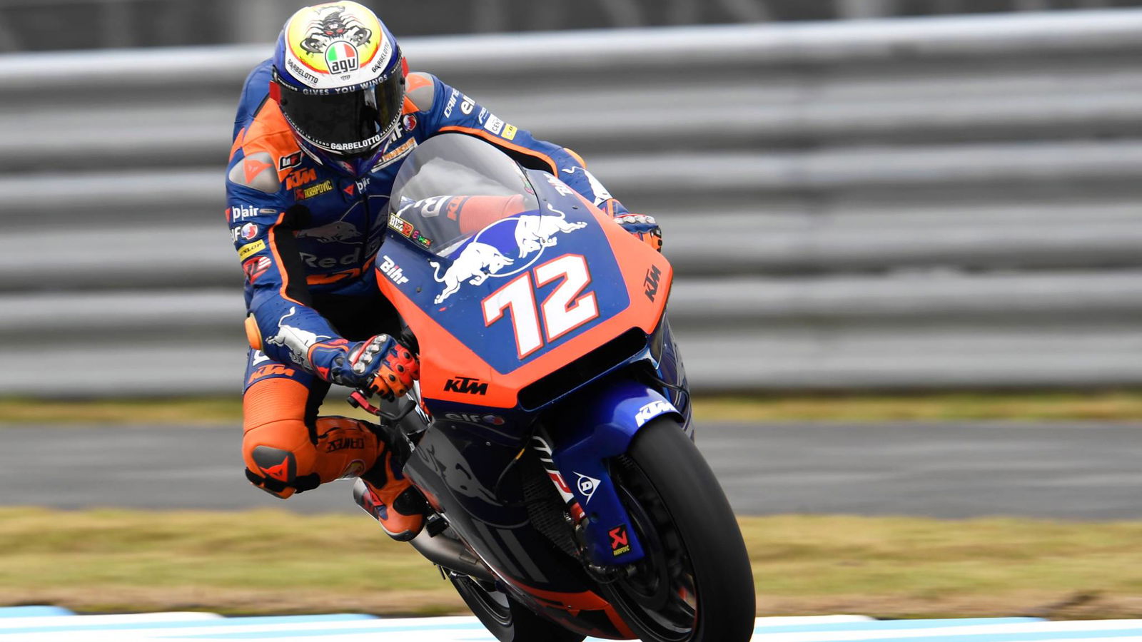 Moto2: Bezzecchi sick in helmet - again