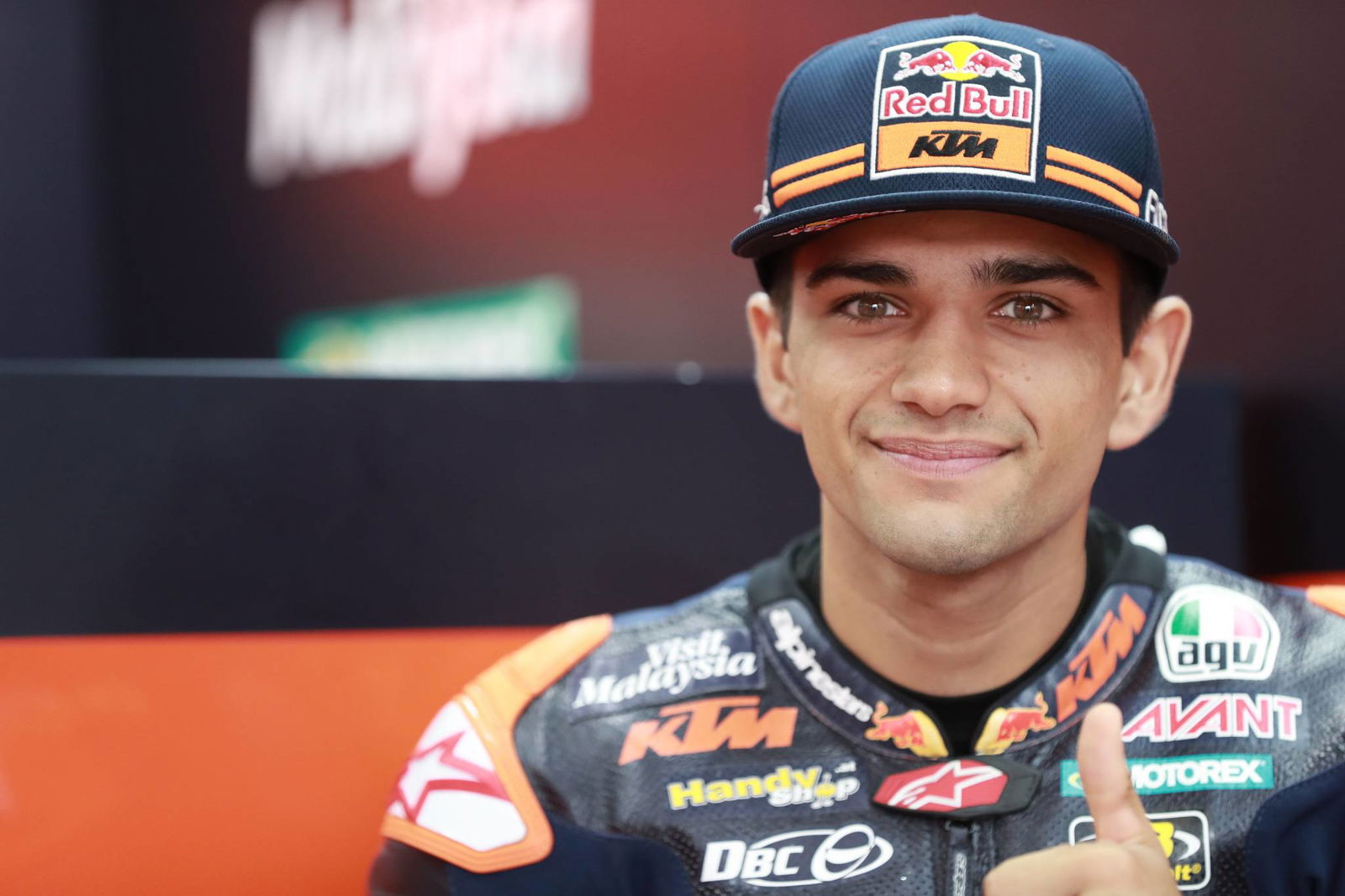 Moto2: Bezzecchi sick in helmet - again