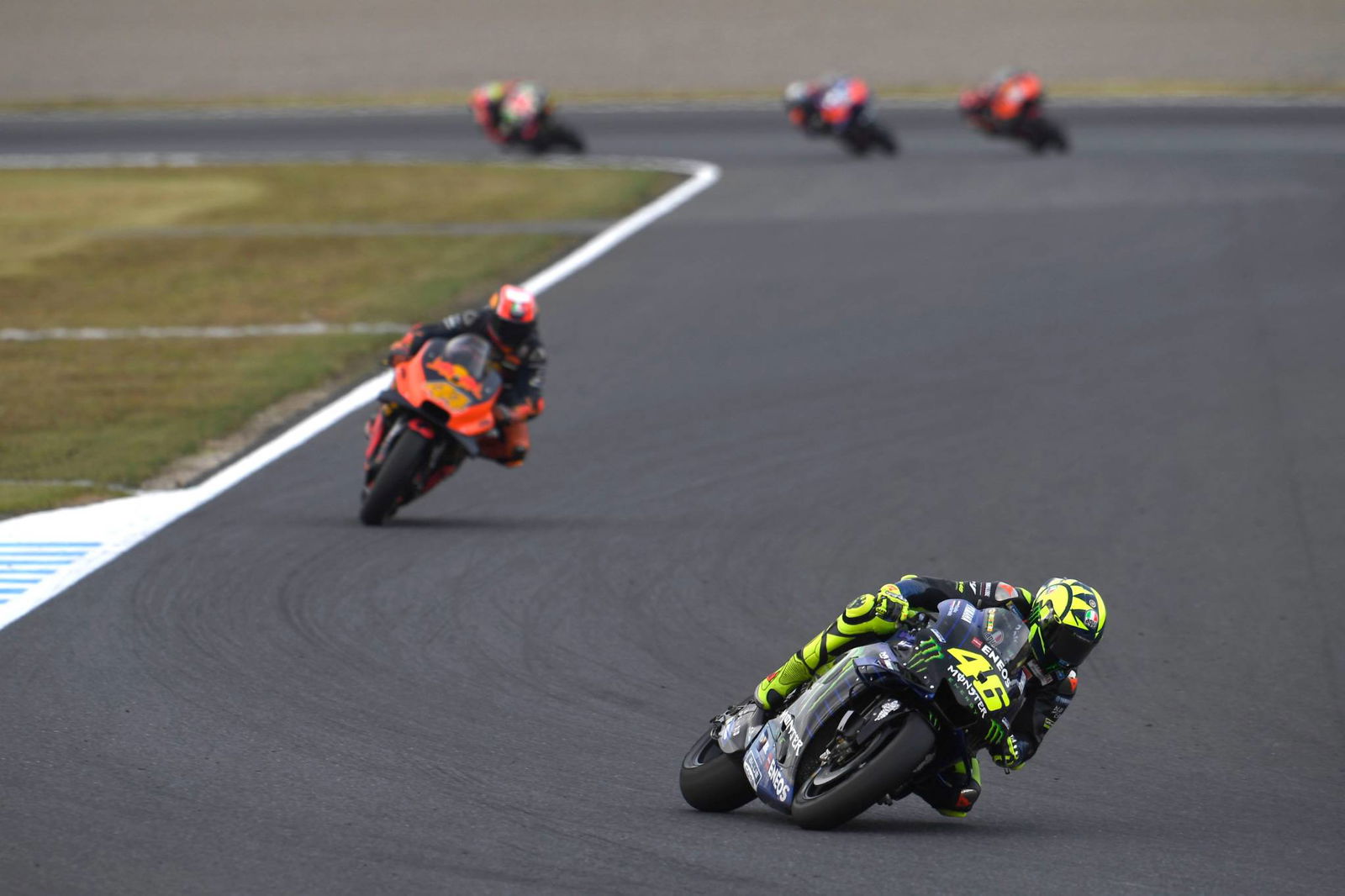 Rossi, Hamilton set for F1, MotoGP seat swap?