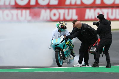 Moto3 Phillip Island: Victory sees Dalla Porta take title in style