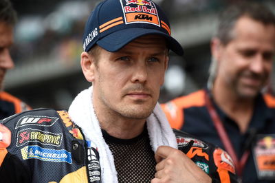 KTM test rider Mika Kallio undergoes surgery after breaking leg