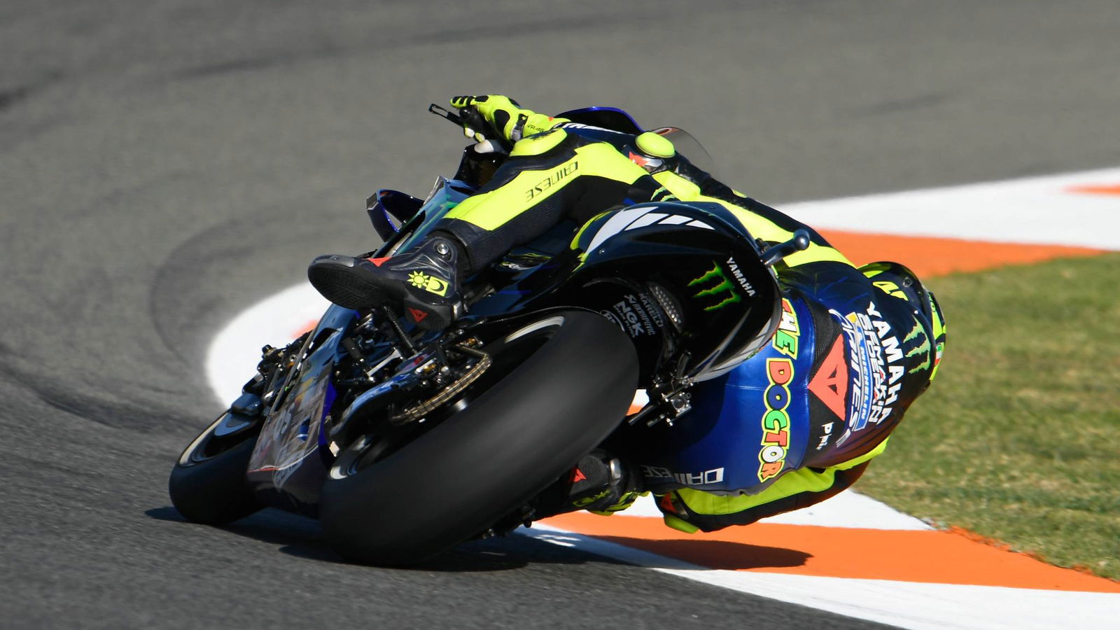 Rossi mendorong 'langkah lain' dari Yamaha