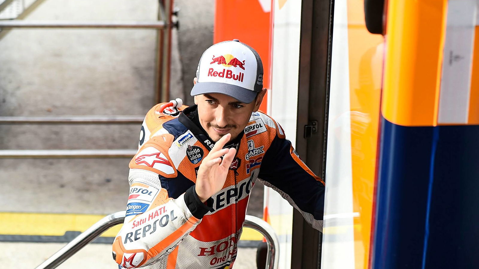 Lorenzo: Saya akan kembali ke paddock…