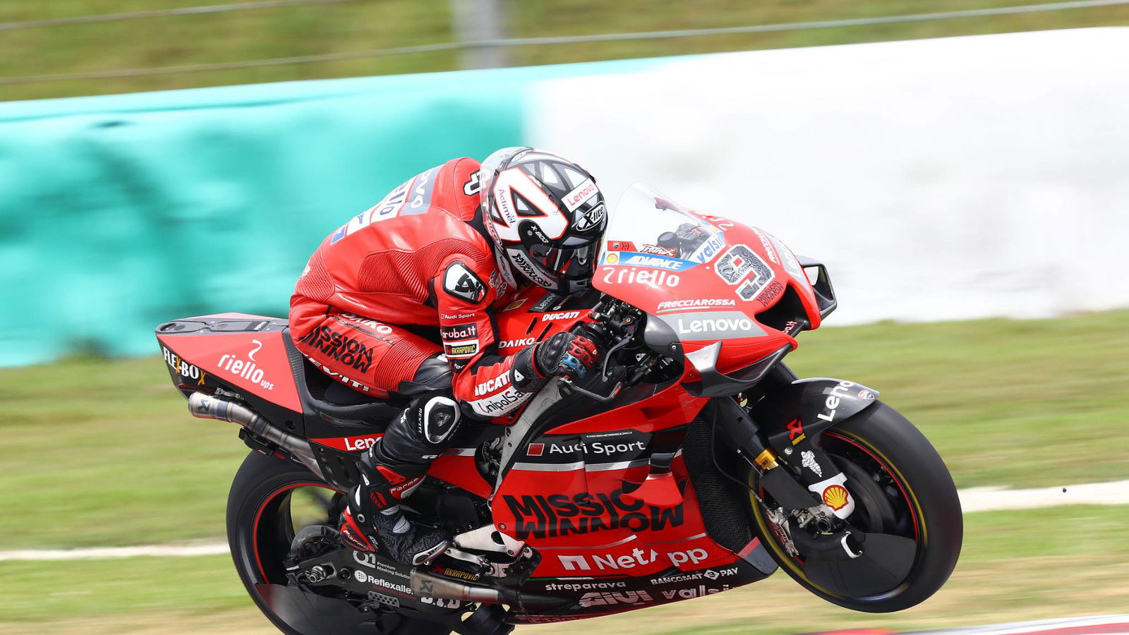 Sistem ketinggian berkendara Ducati membantu 'menyerang, bertahan'