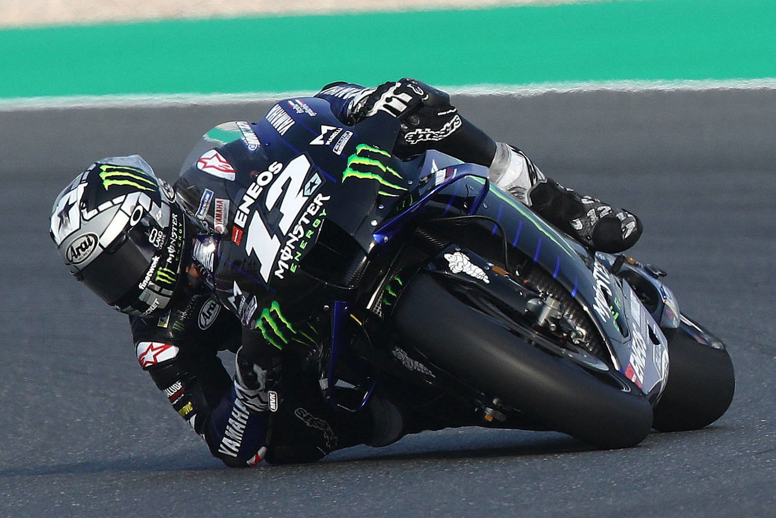 Rossi 'cukup cepat', tapi 'sedikit khawatir'