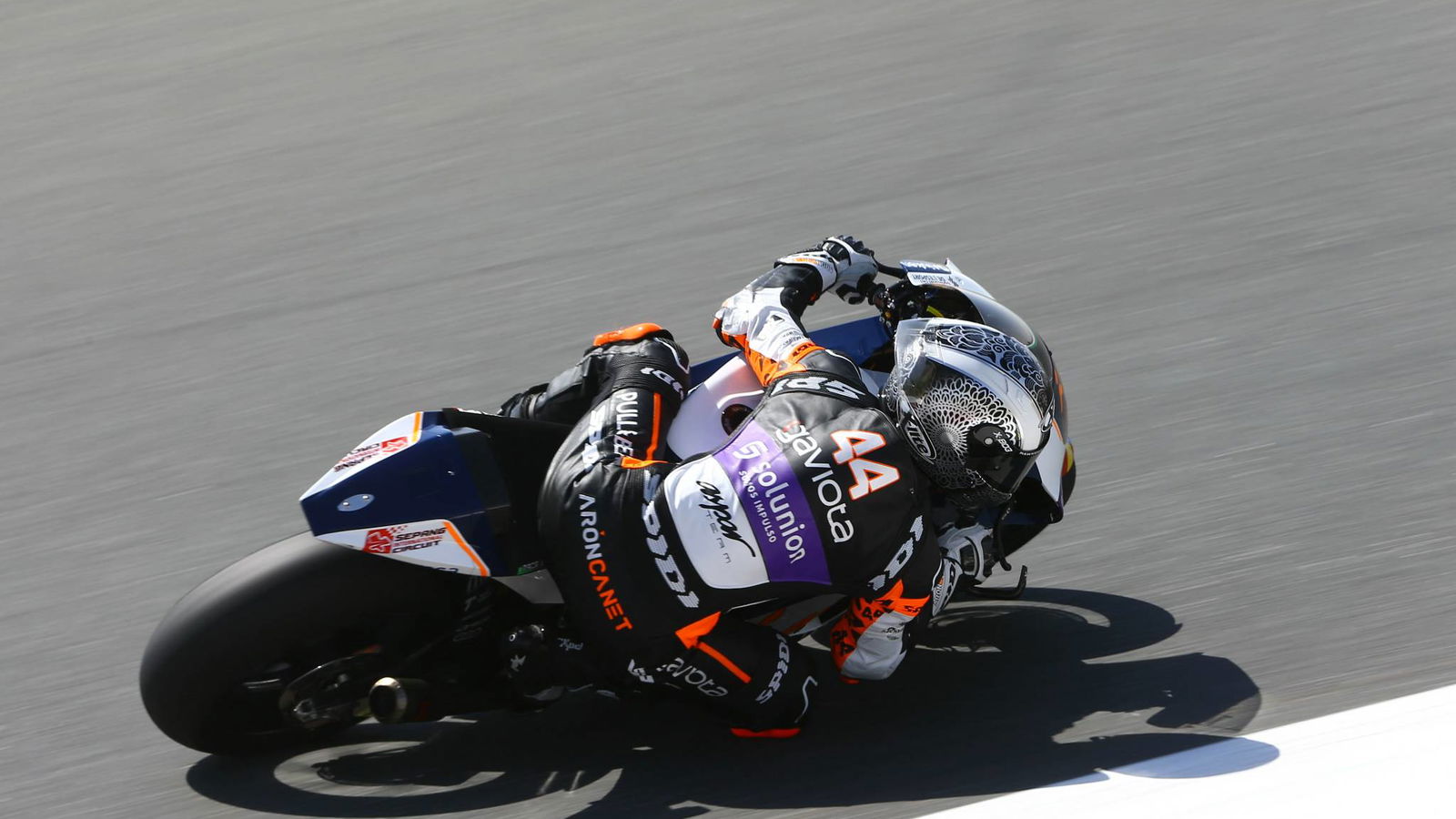 Canet leads FP3, Roberts stays top overall