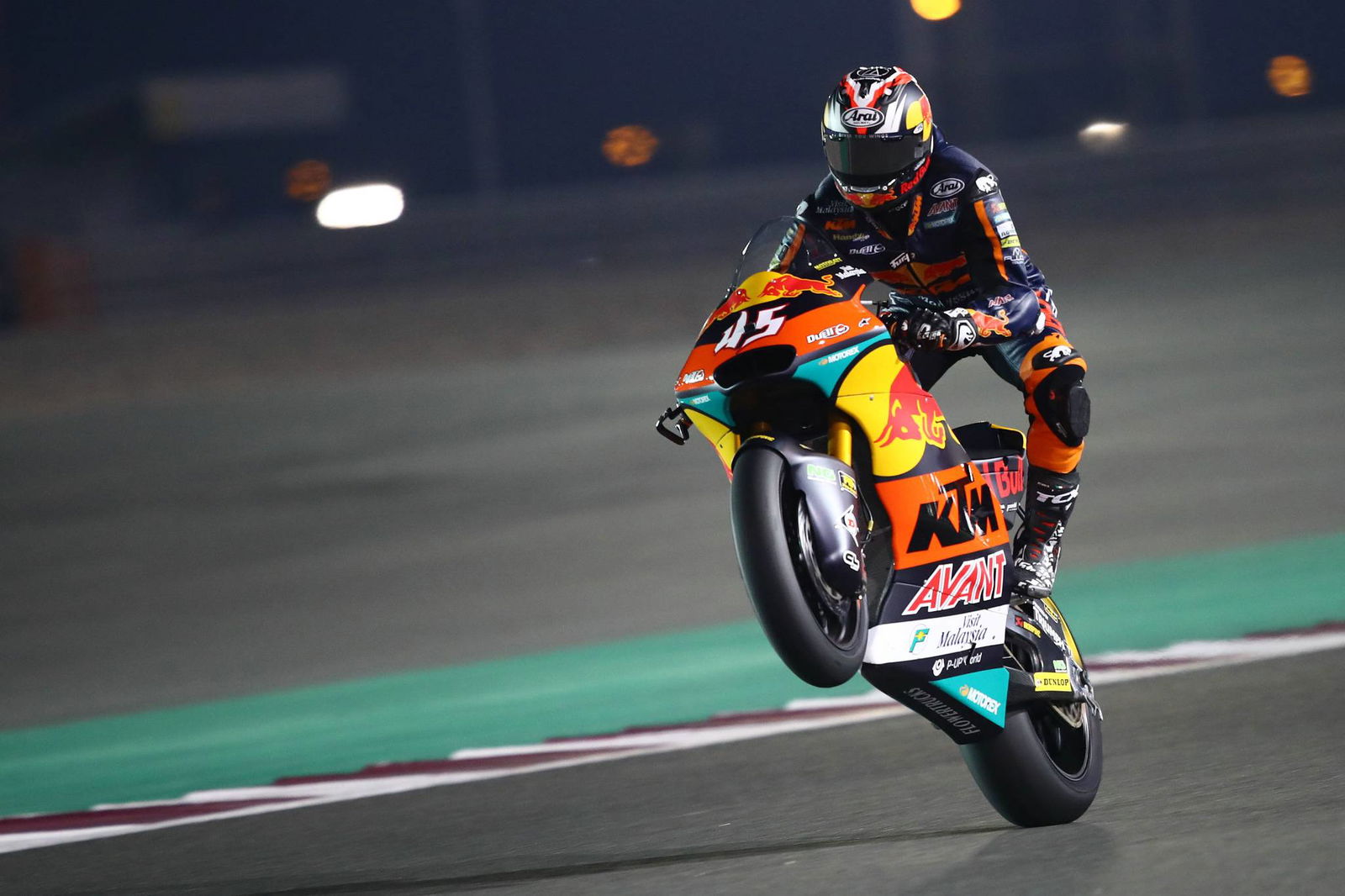 Nagashima bolts clear for emotional maiden Moto2 win