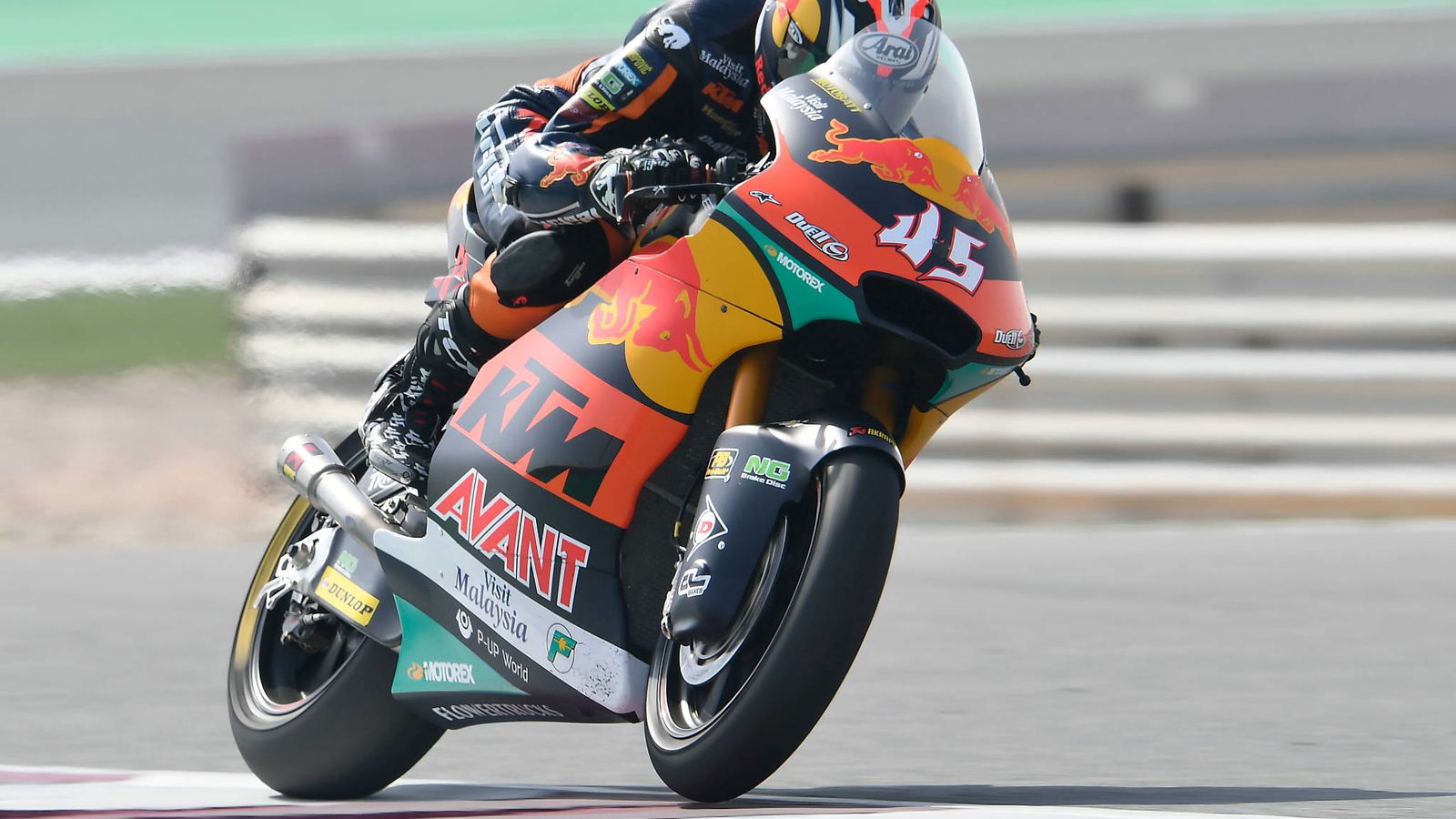 Nagashima edges Navarro in Qatar Moto2 warm-up