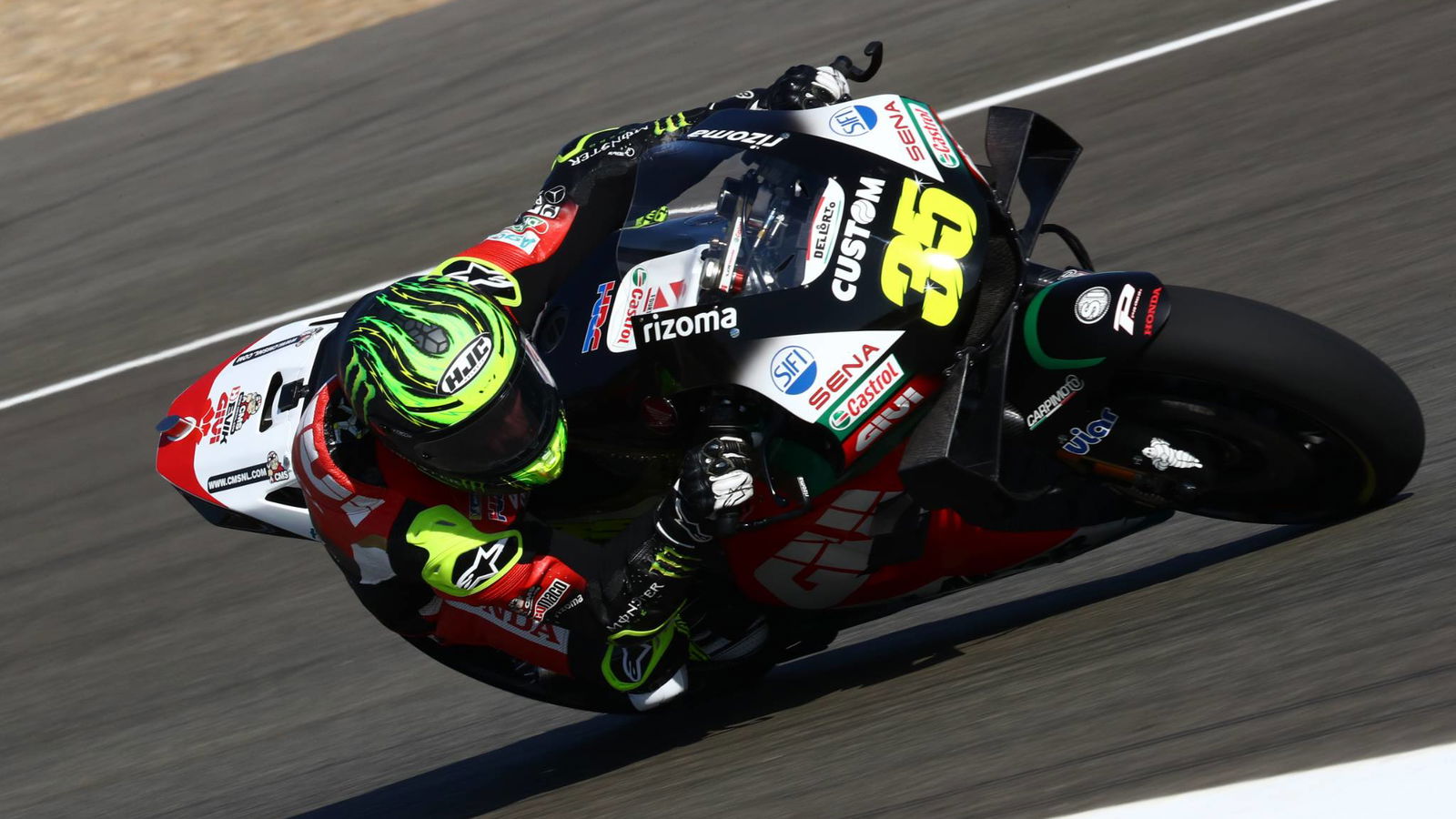 Crutchlow 'lebih terkejut dengan siapa yang mereka pilih'