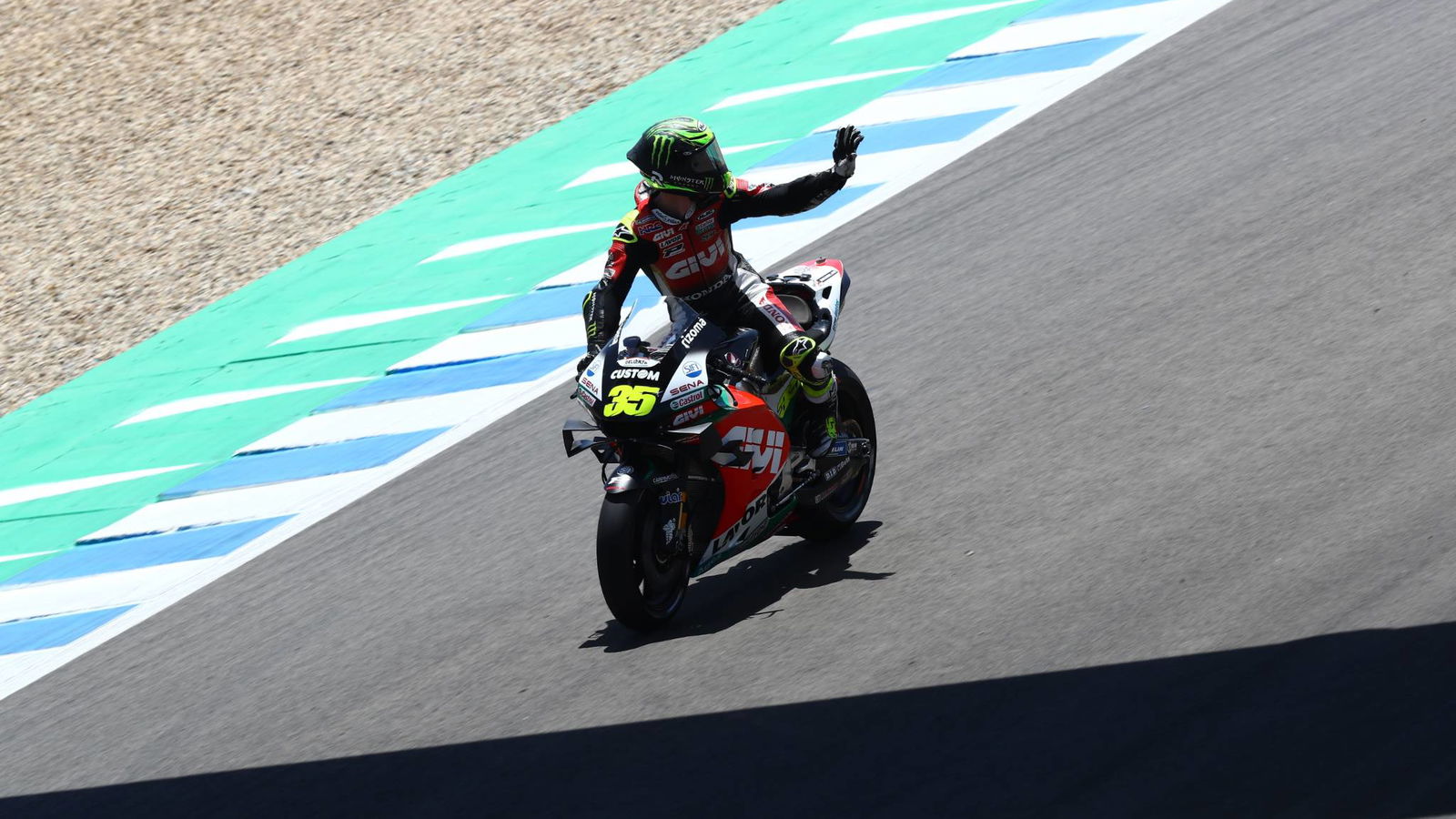 LCR mempersiapkan motor Crutchlow untuk hari Jumat