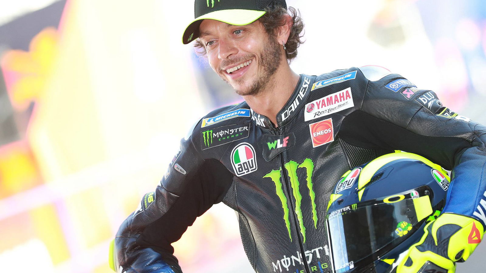 Official: Valentino Rossi signs for Petronas Yamaha