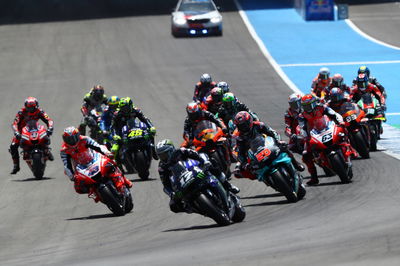 Who improved going back-to-back at Jerez?