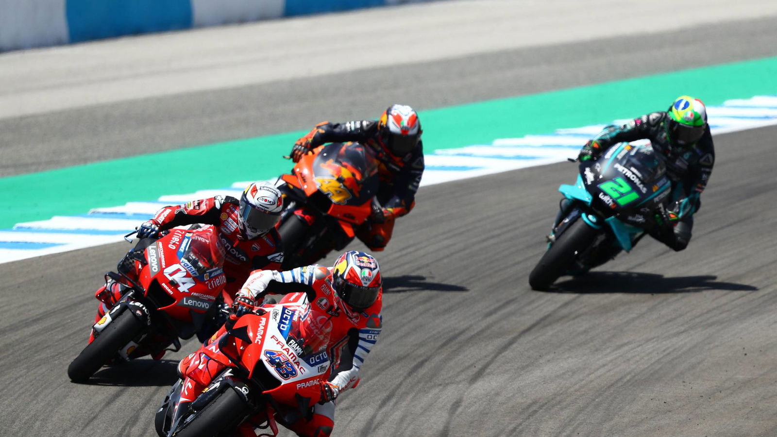 Miller, seekor 'bebek duduk' setelah tangannya mati rasa