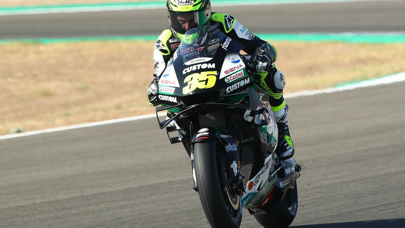 Cal Crutchlow ‘gritting teeth’ but says it’s possible to ride