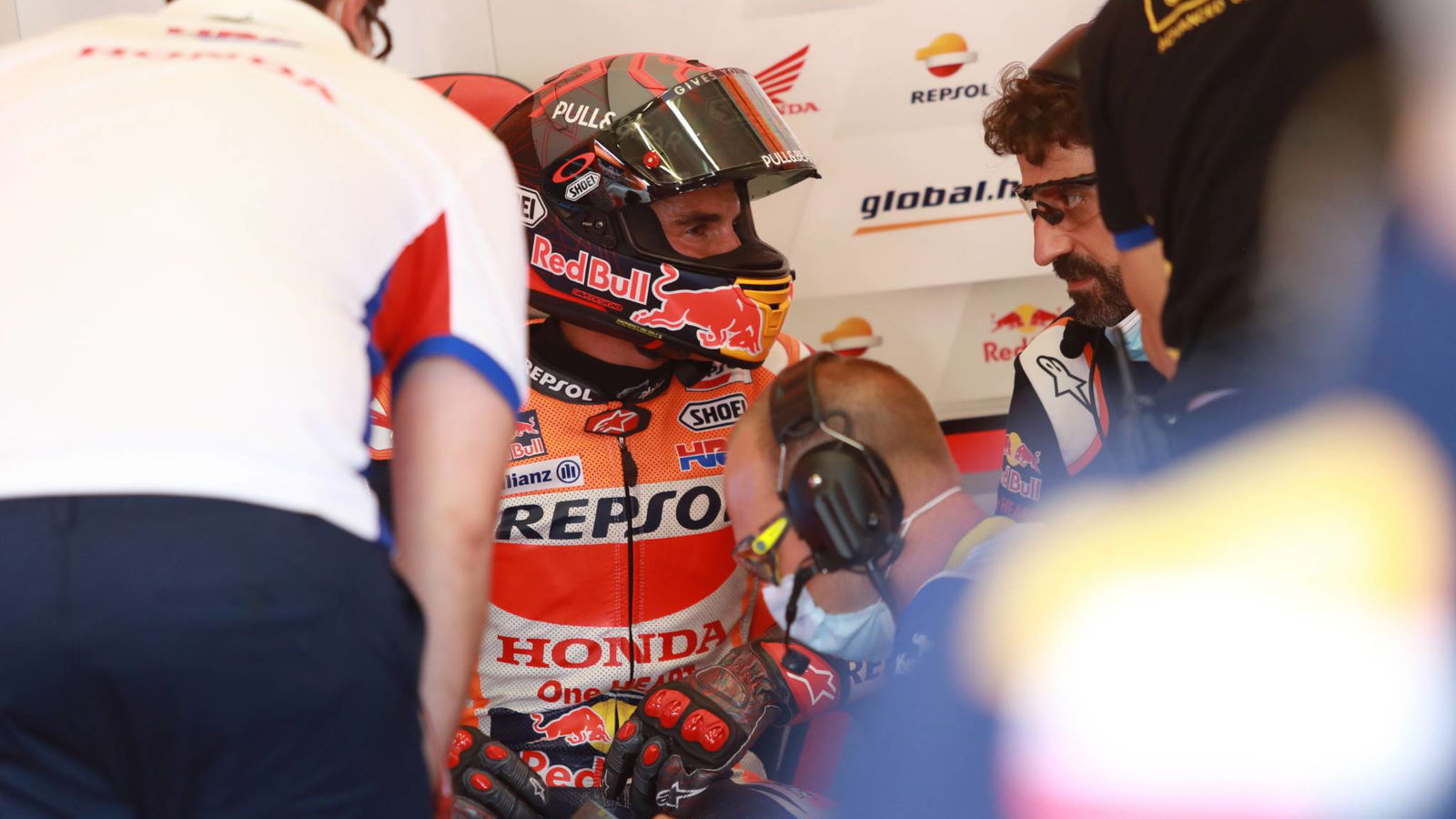 Marc Marquez mundur, digantikan Bradl