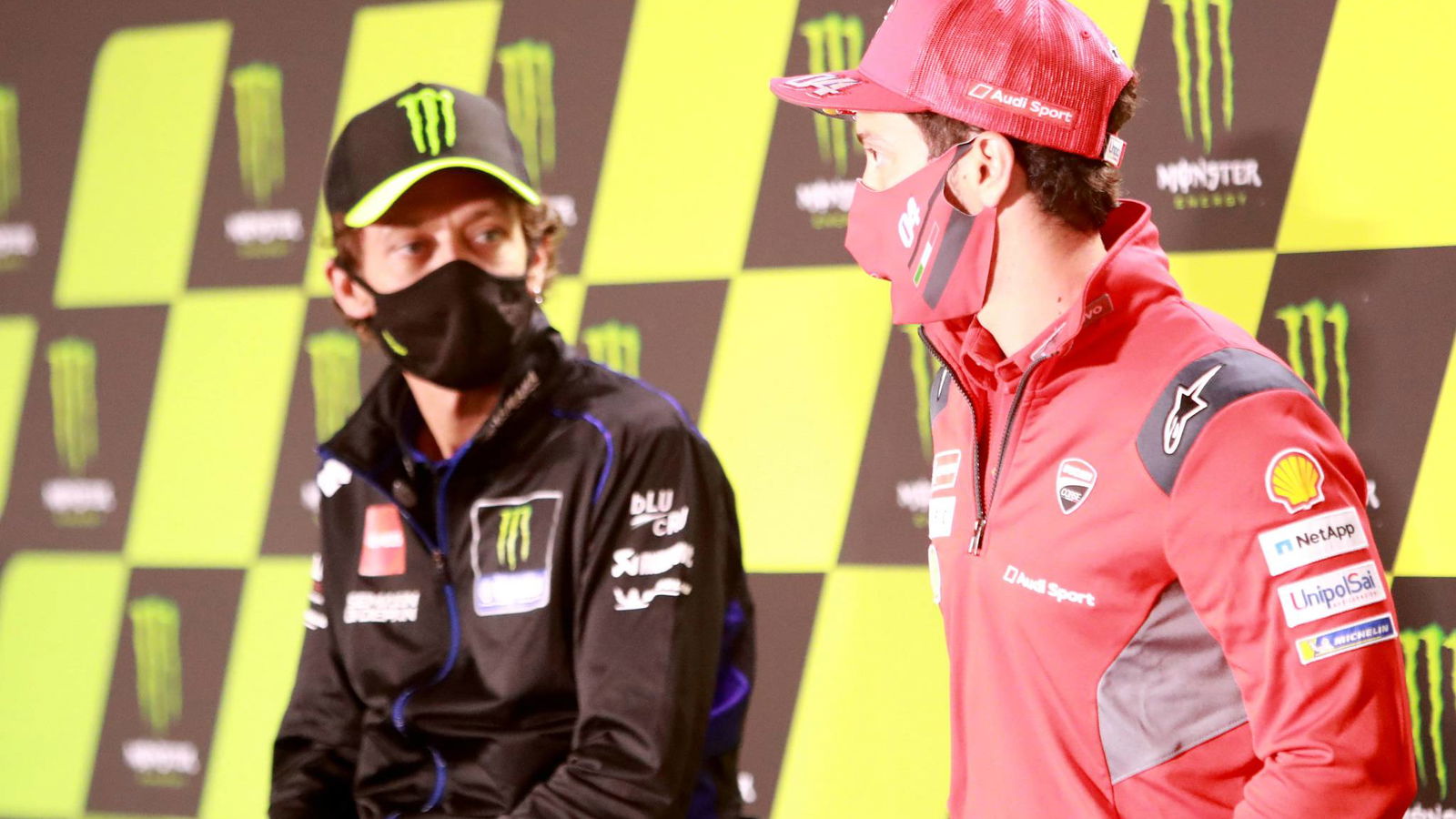 Dovizioso silent as Ducati talks rumble on, Rossi offers up opinion
