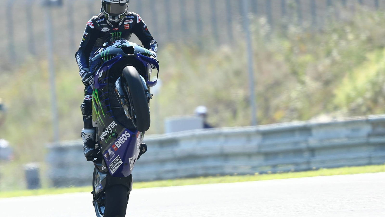 Vinales 'Senang, Semangat' Meski FP1 Turun, Rossi 'Bekerja'