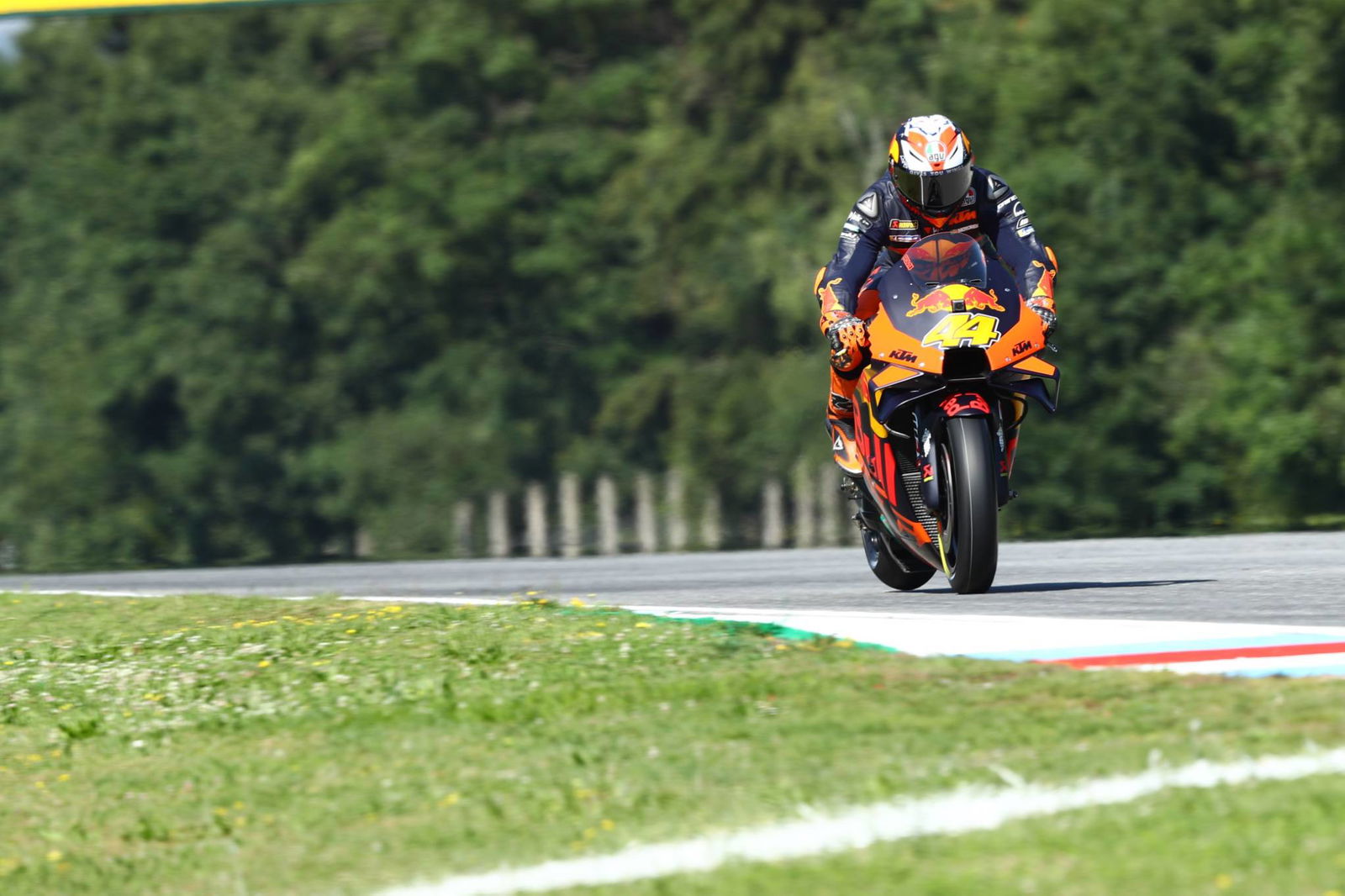 Brno MotoGP - Race LIVE!