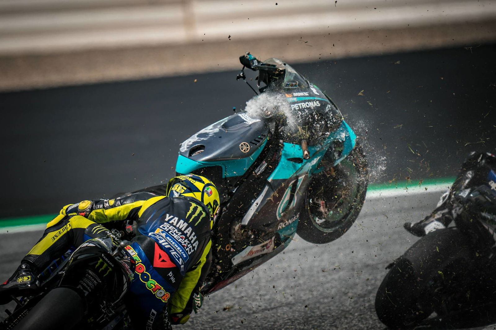 IN PICS: Rossi and Vinales’ frightening Austrian MotoGP near-miss 