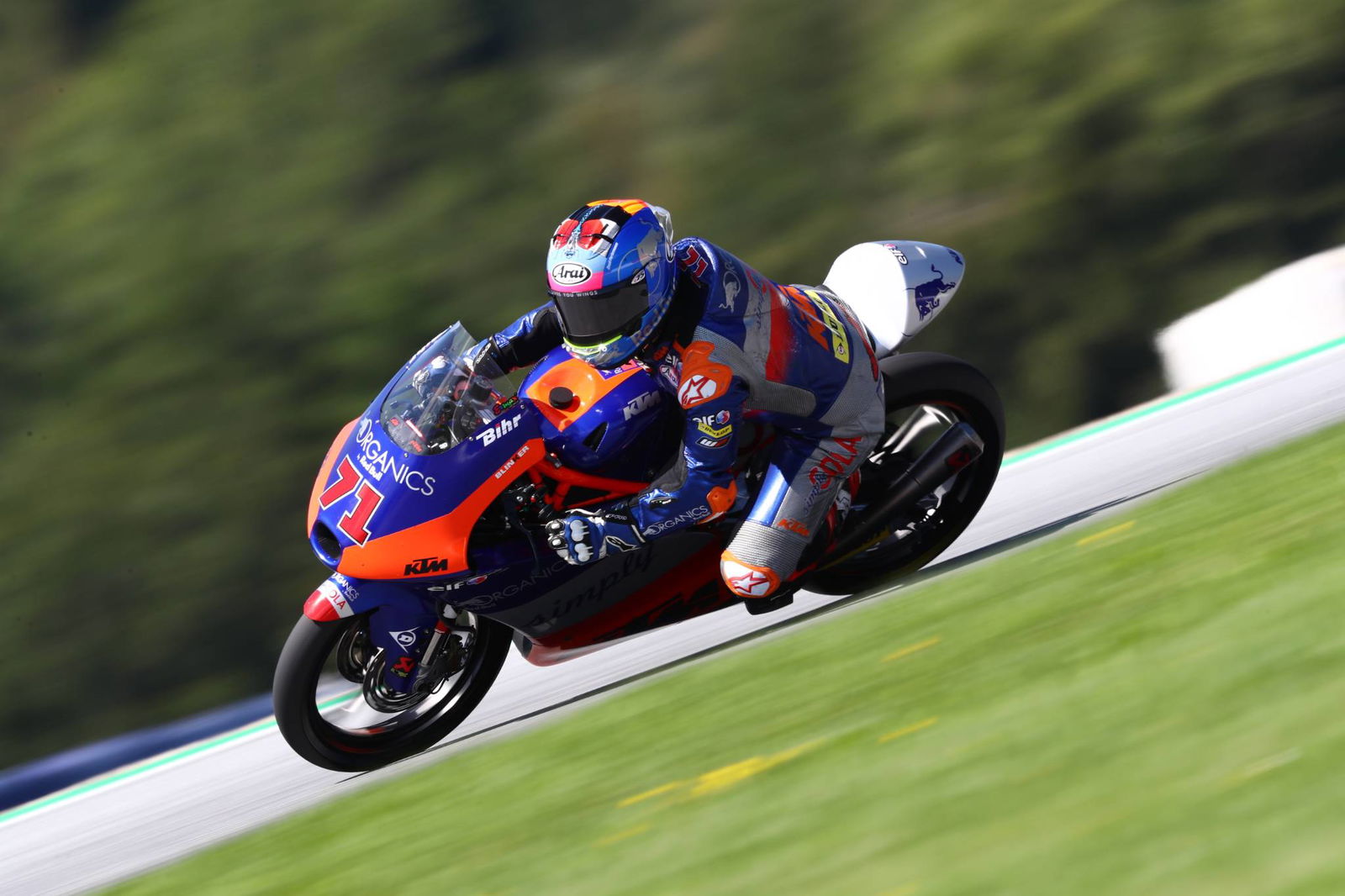 Moto3 Styria: Rodrigo mengklaim posisi terdepan