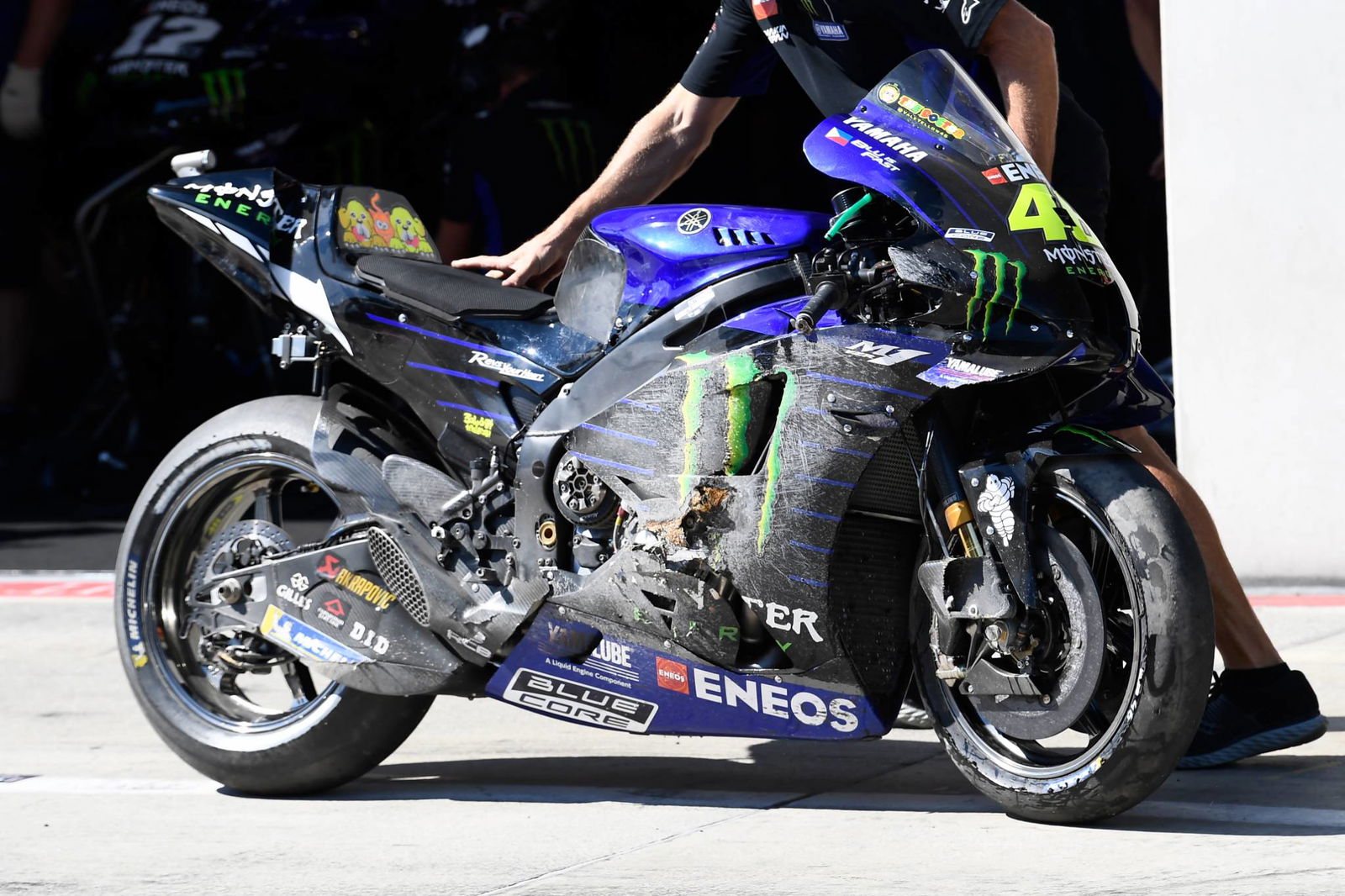 Vinales 'curious' to see if 'gamble' pays off 