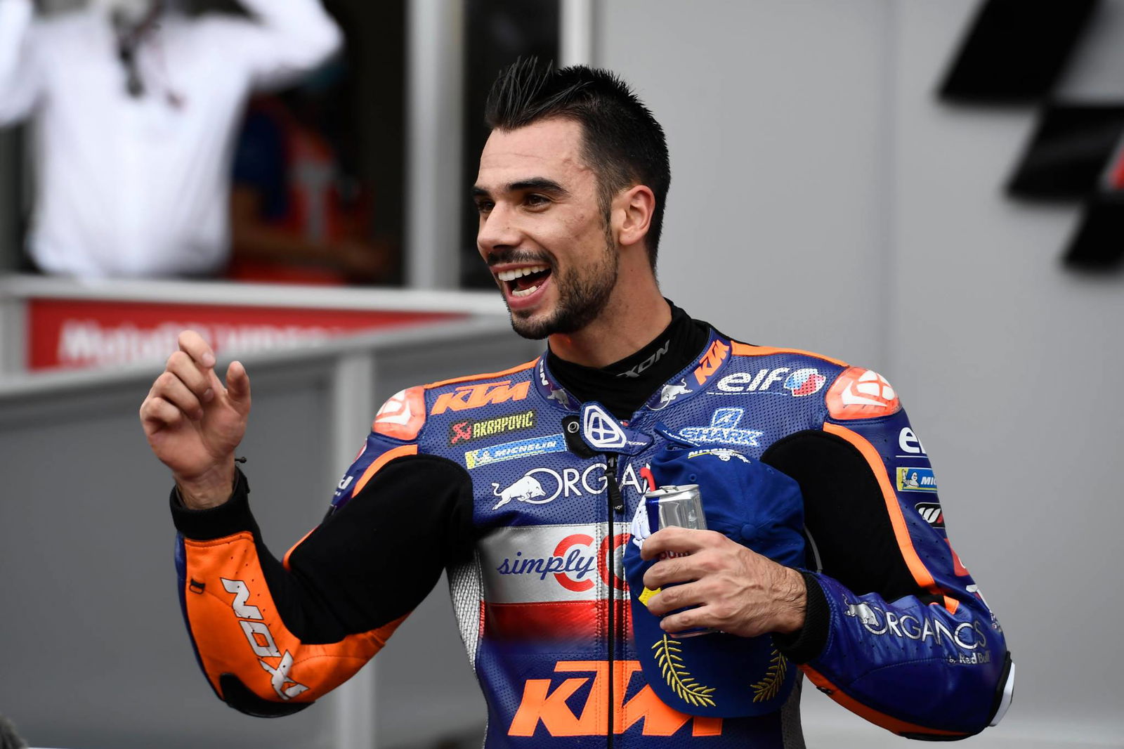 Alex Marquez 'saw pieces fall from Vinales' bike'