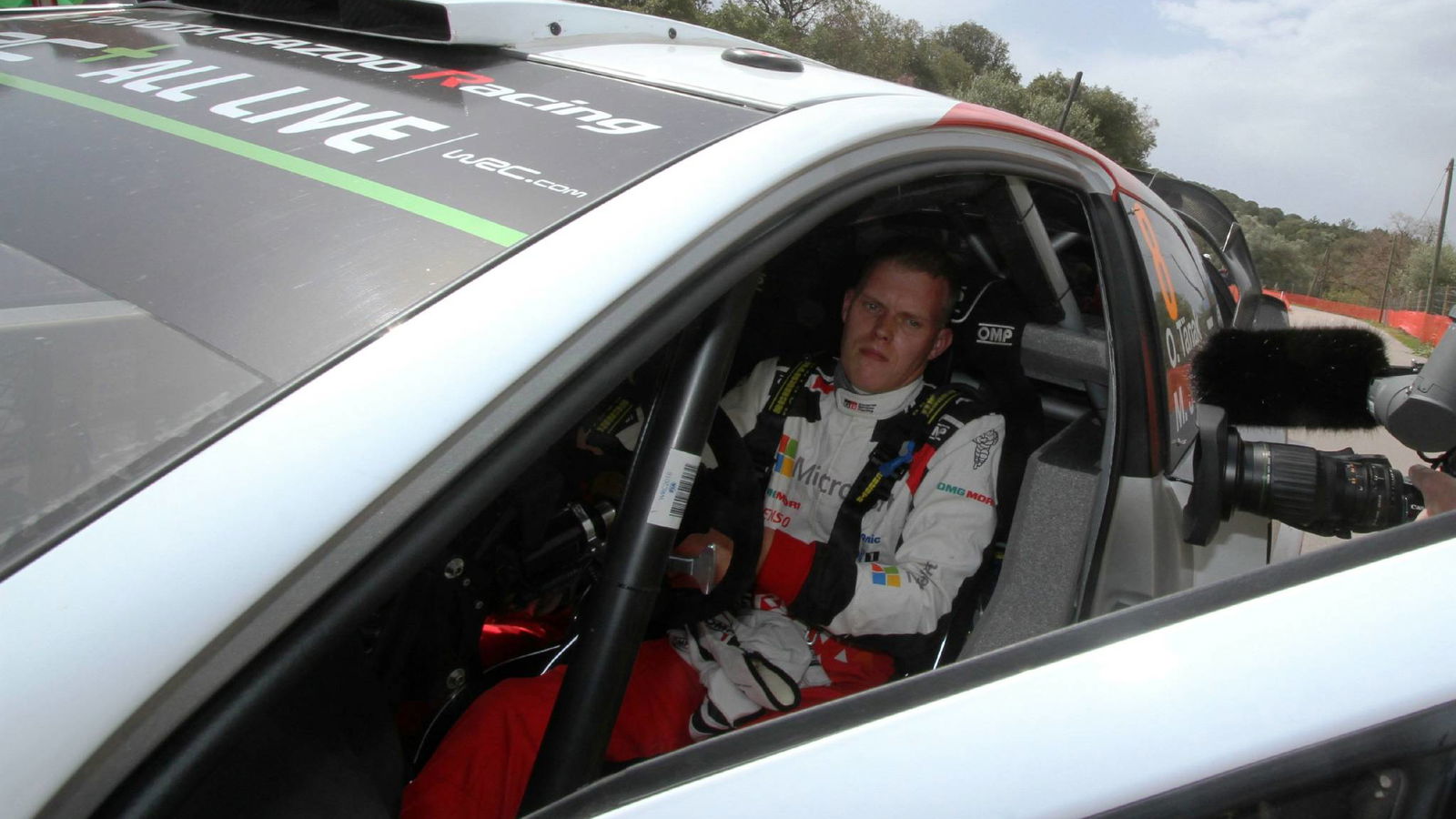 Tanak mengungguli Mikkelsen dalam pertarungan sengit di Reli Argentina