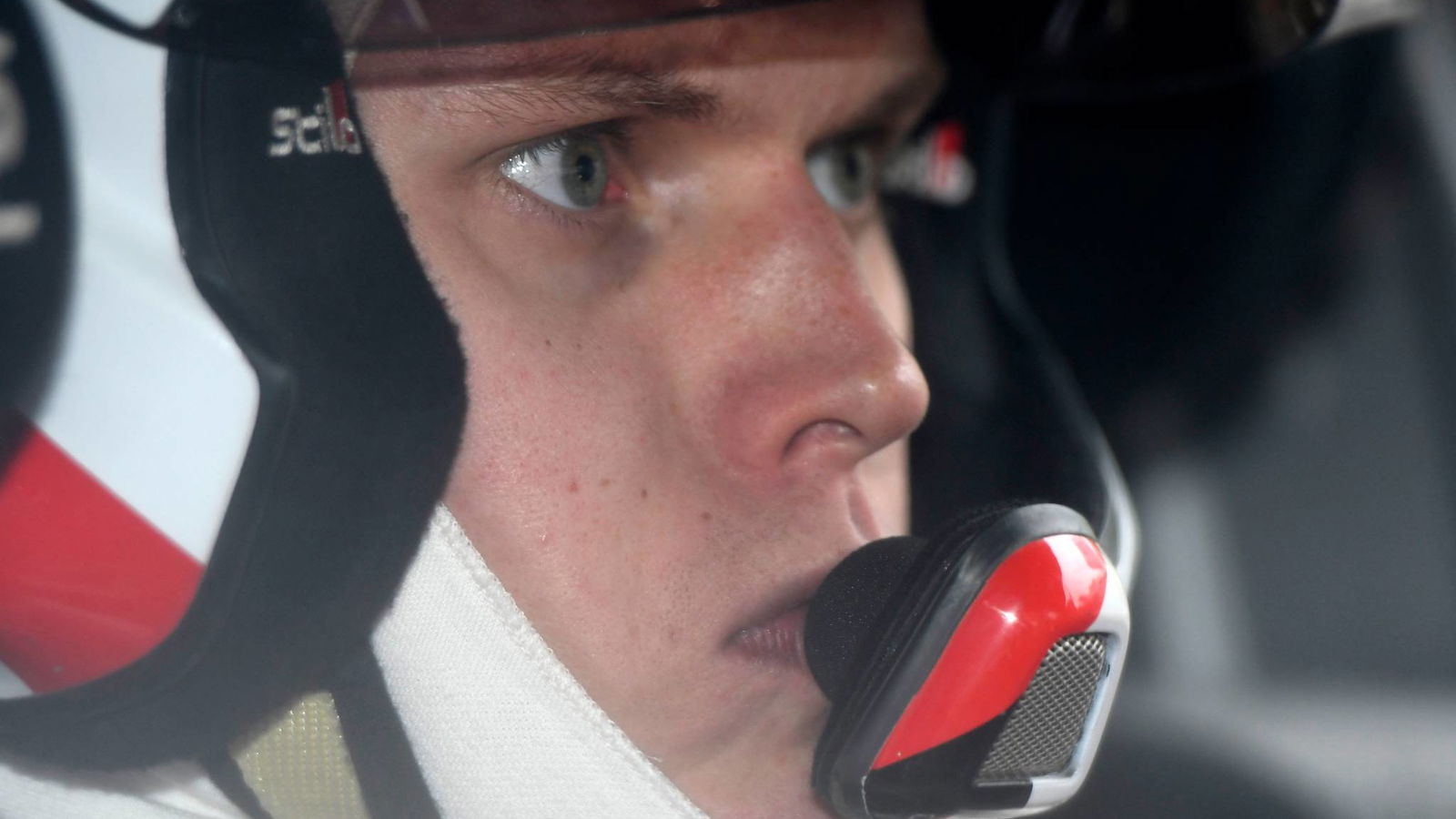 Tanak charges into Rally Australia lead, Ogier remains on title course