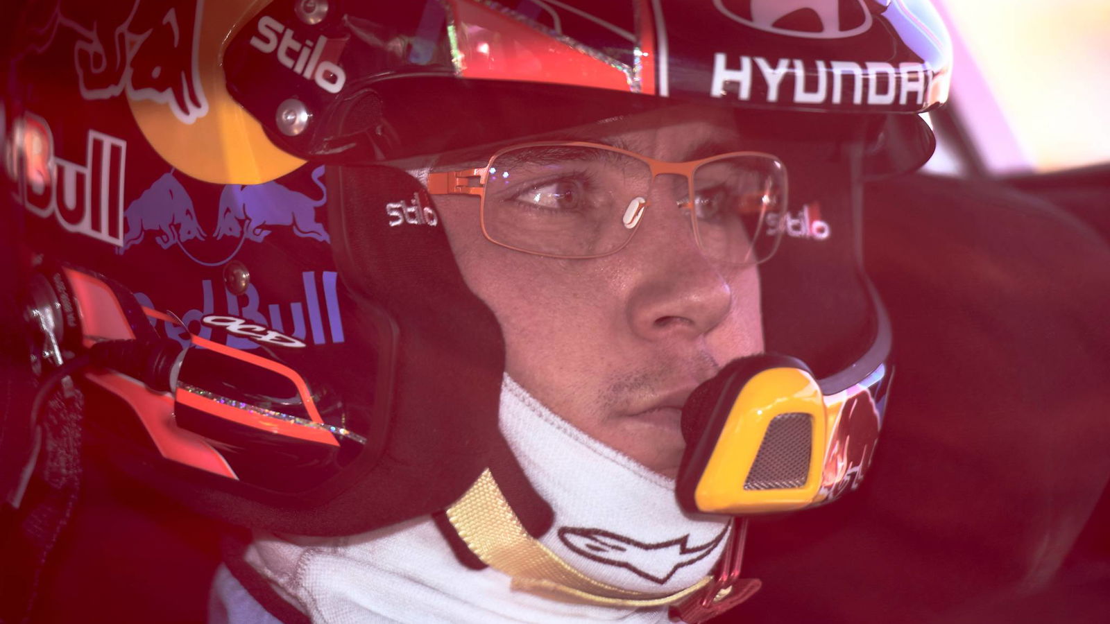 Neuville memimpin penggeledahan Reli Swedia