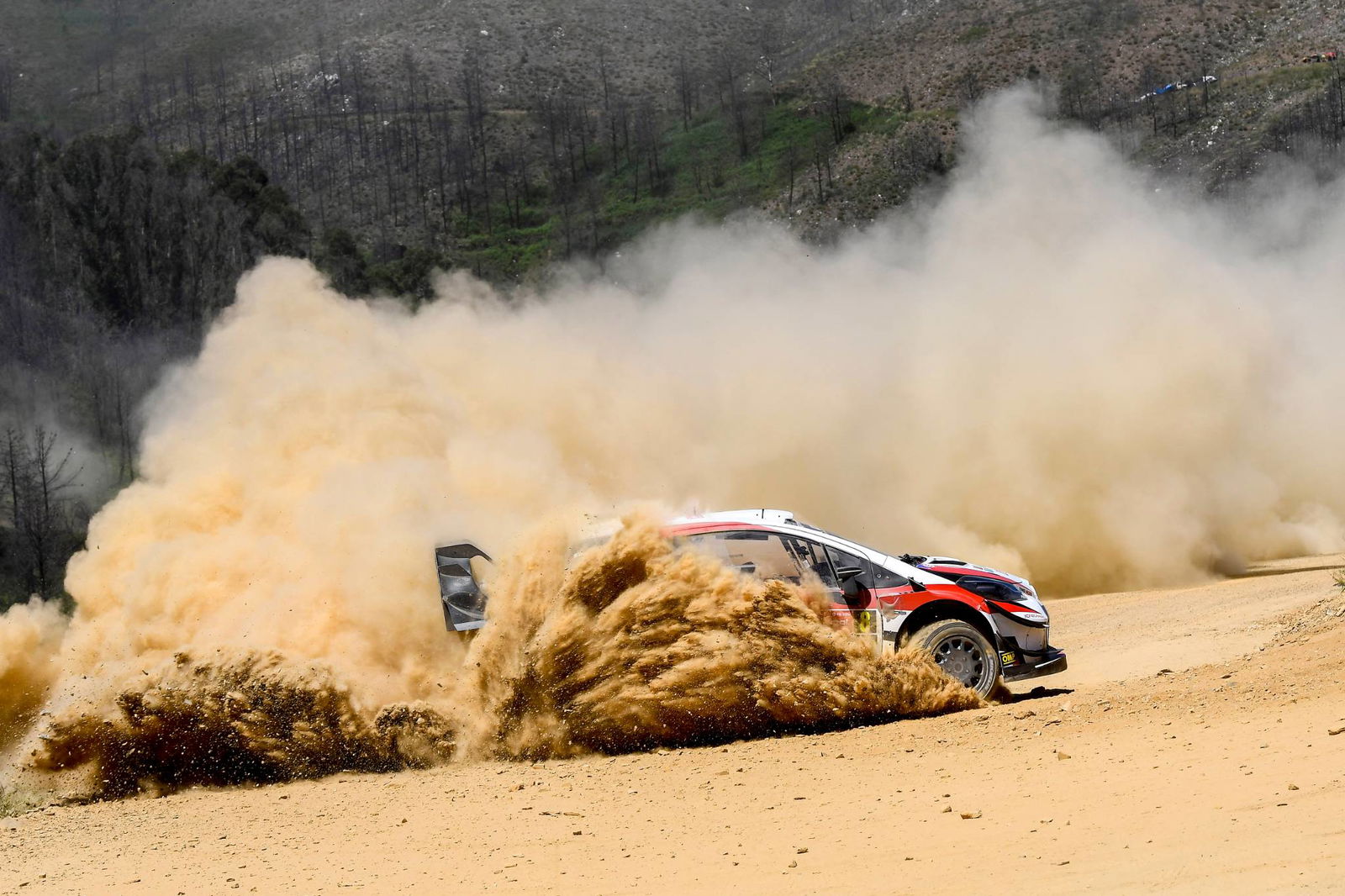 Tanak heads up Toyota 1-2-3 in Rally de Portugal