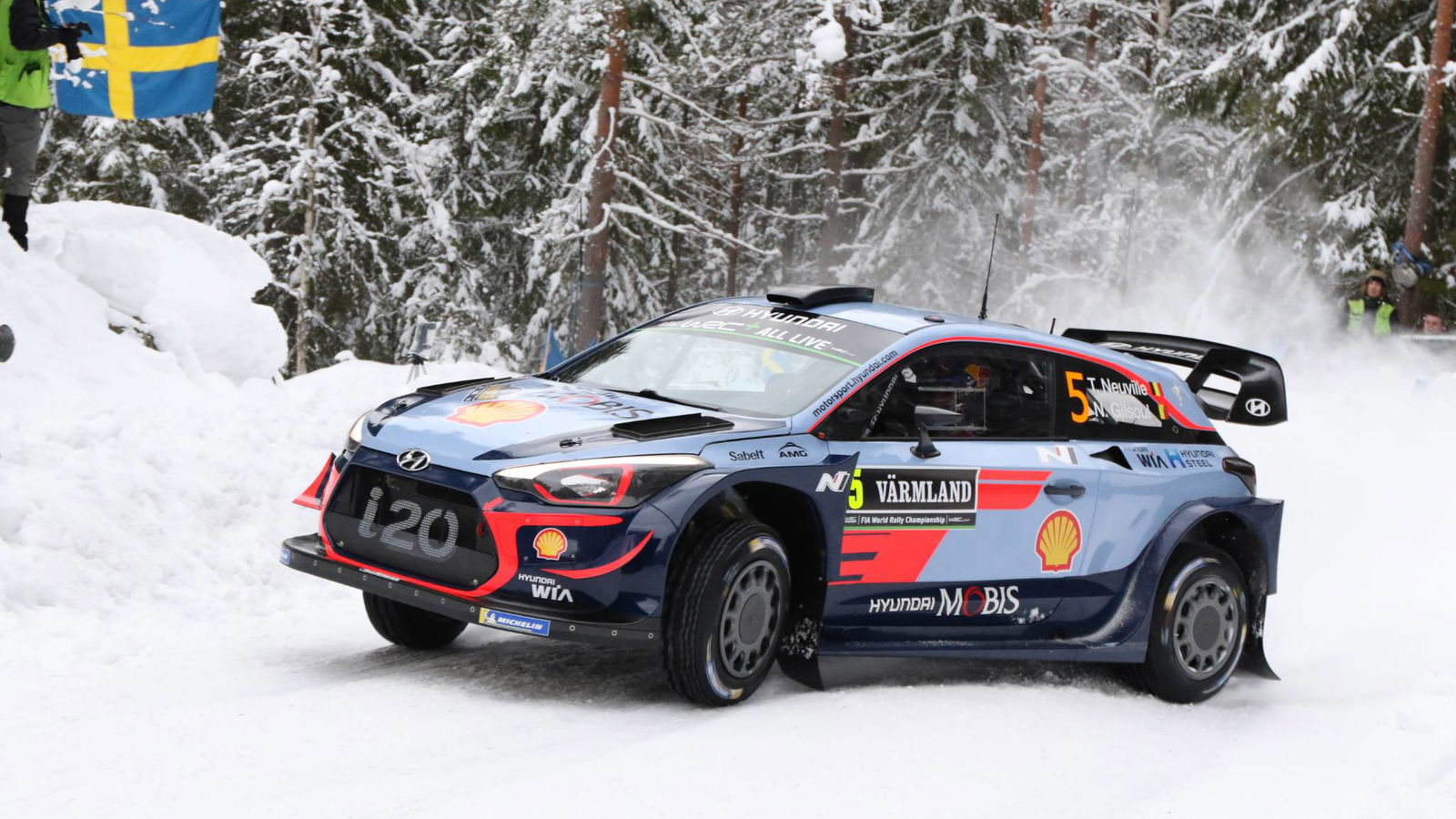Neuville memimpin Hyundai 1-2 saat kondisi mengambil kendali