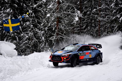 Neuville meraih kemenangan Reli Swedia dari Breen