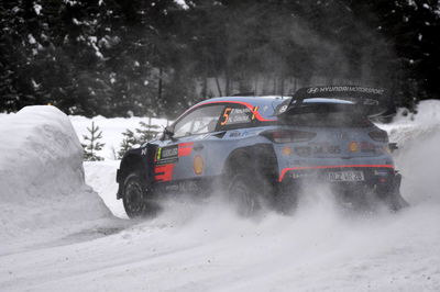 Neuville jauh dari Breen di Rally Sweden