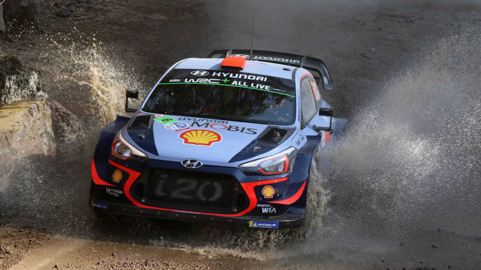 Loeb chases Sordo at Rally Mexico
