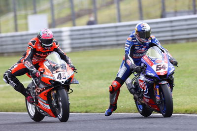 Toprak Razgatlioglu and Scott Redding, Czech WorldSBK race1, 7 August 2021