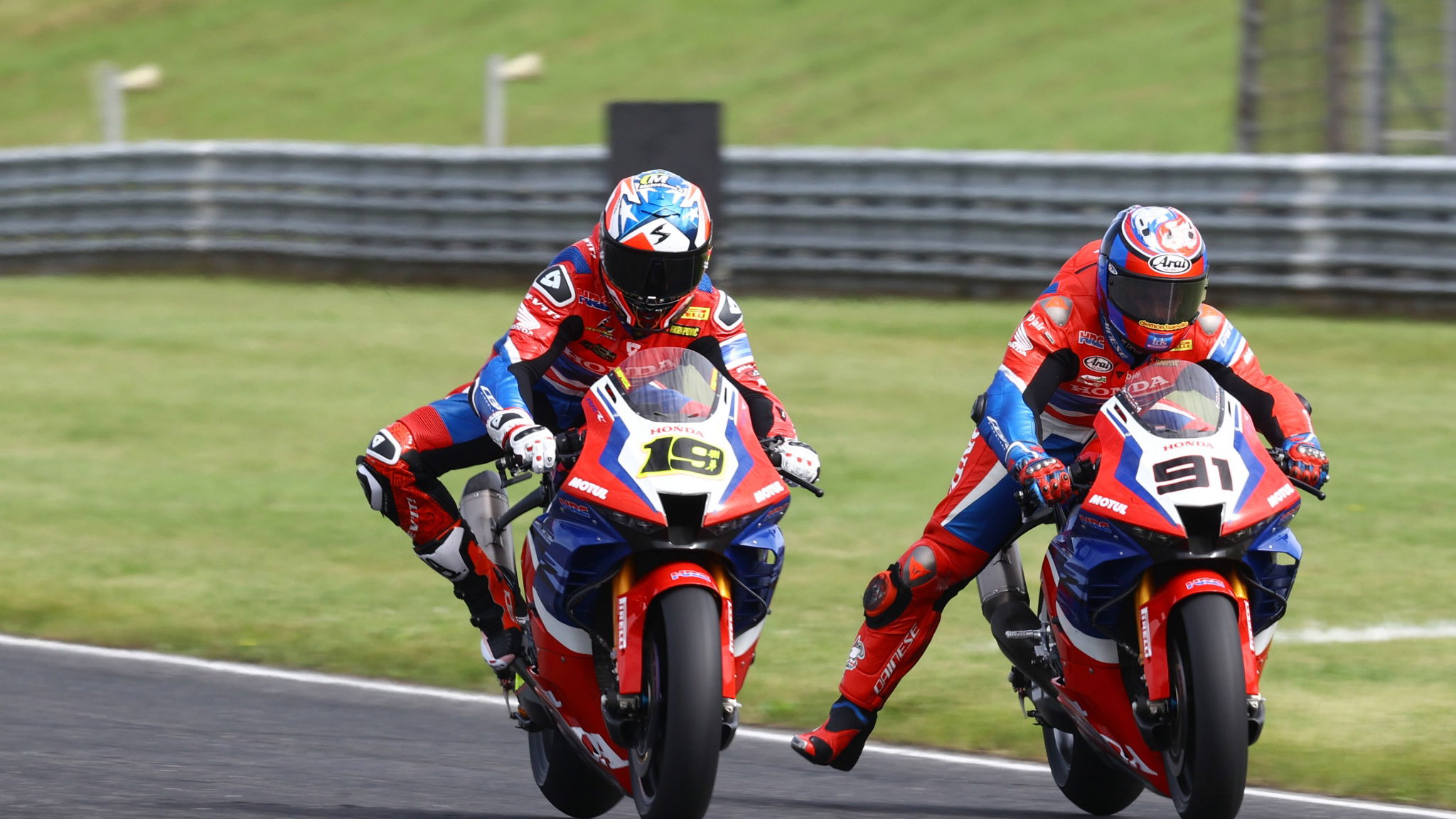 Alvaro Bautista and Leon Haslam, Czech WorldSBK race2, 8 August 2021