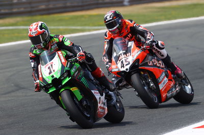 Jonathan Rea and Scott Redding, Navarra WorldSBK race2, 22 August 2021