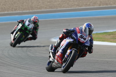 Toprak Razgatlioglu and Jonathan Rea, Jerez WorldSBK race1, 26 September 2021