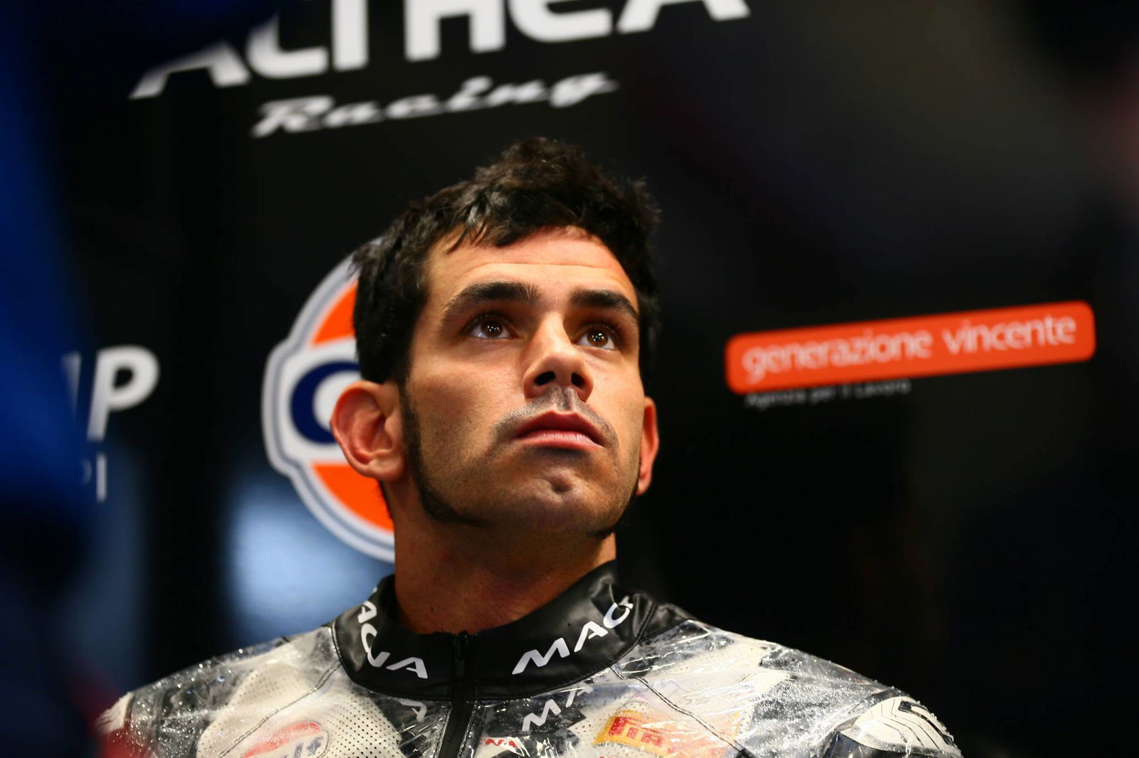 Rea sets lap record for Qatar pole position