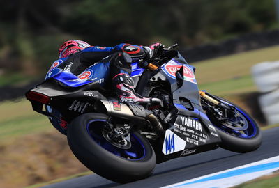 Mahias starts World Supersport title defence with victory