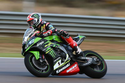 Rea quickest as Sykes falls