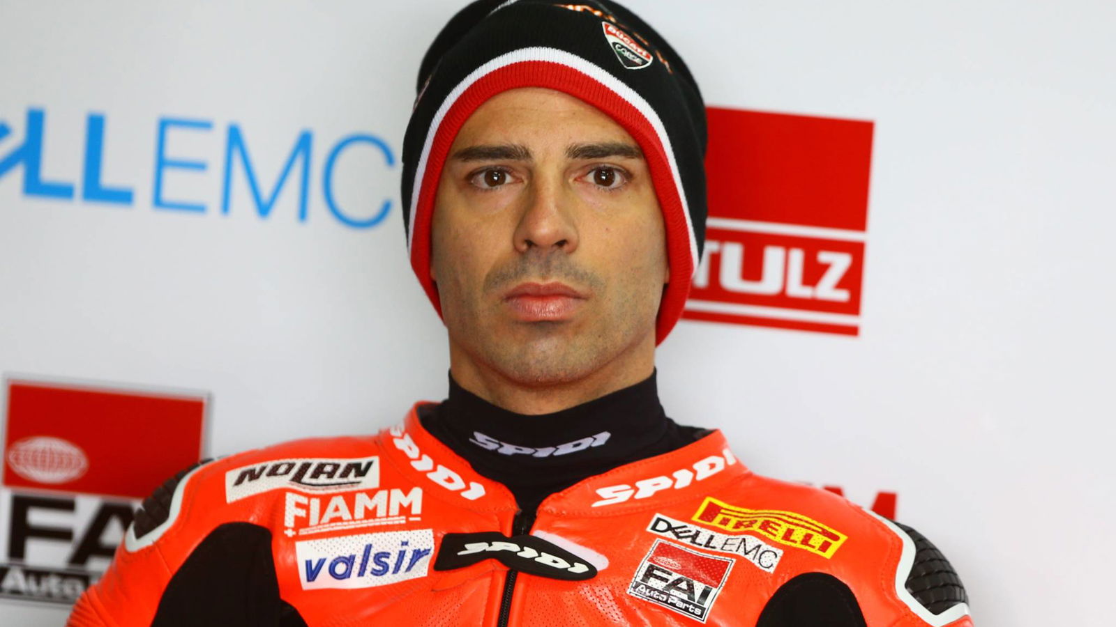 Melandri tetap berada di puncak dalam FP3 yang dilanda cuaca