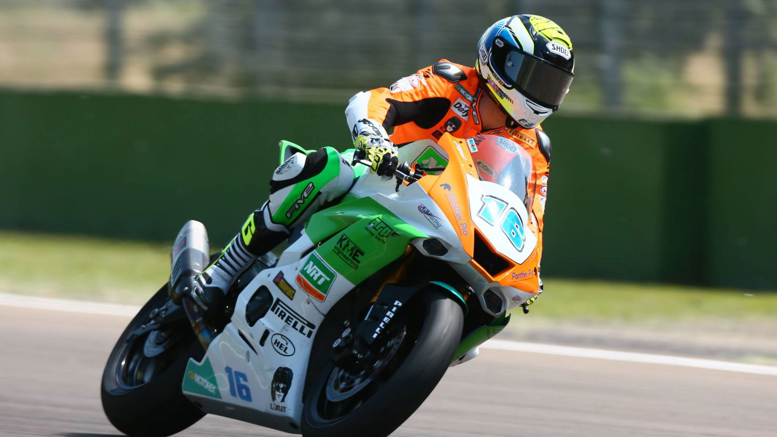 Cluzel beats Mahias to Donington pole