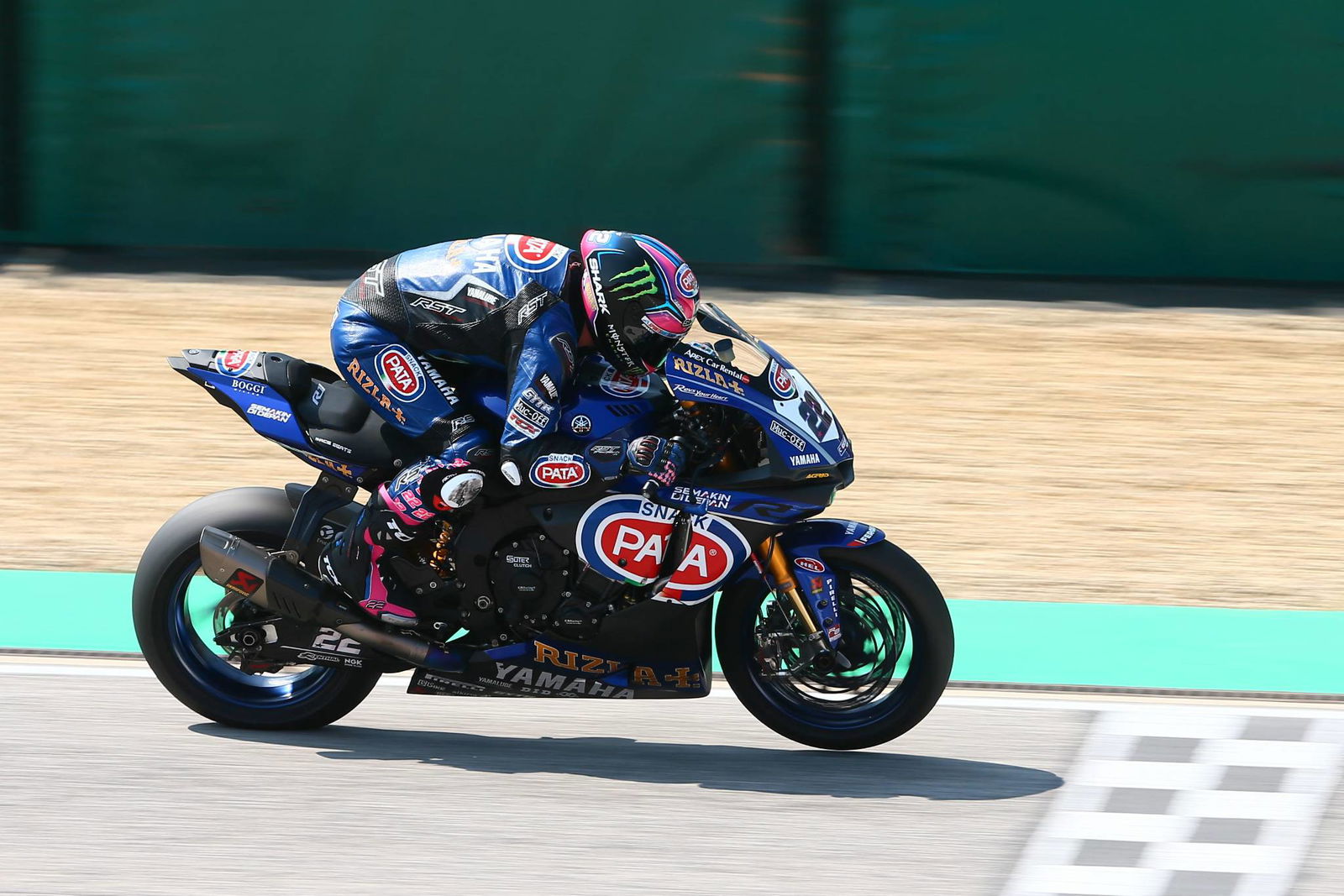 Davies ‘getting closer’ to Donington Park success