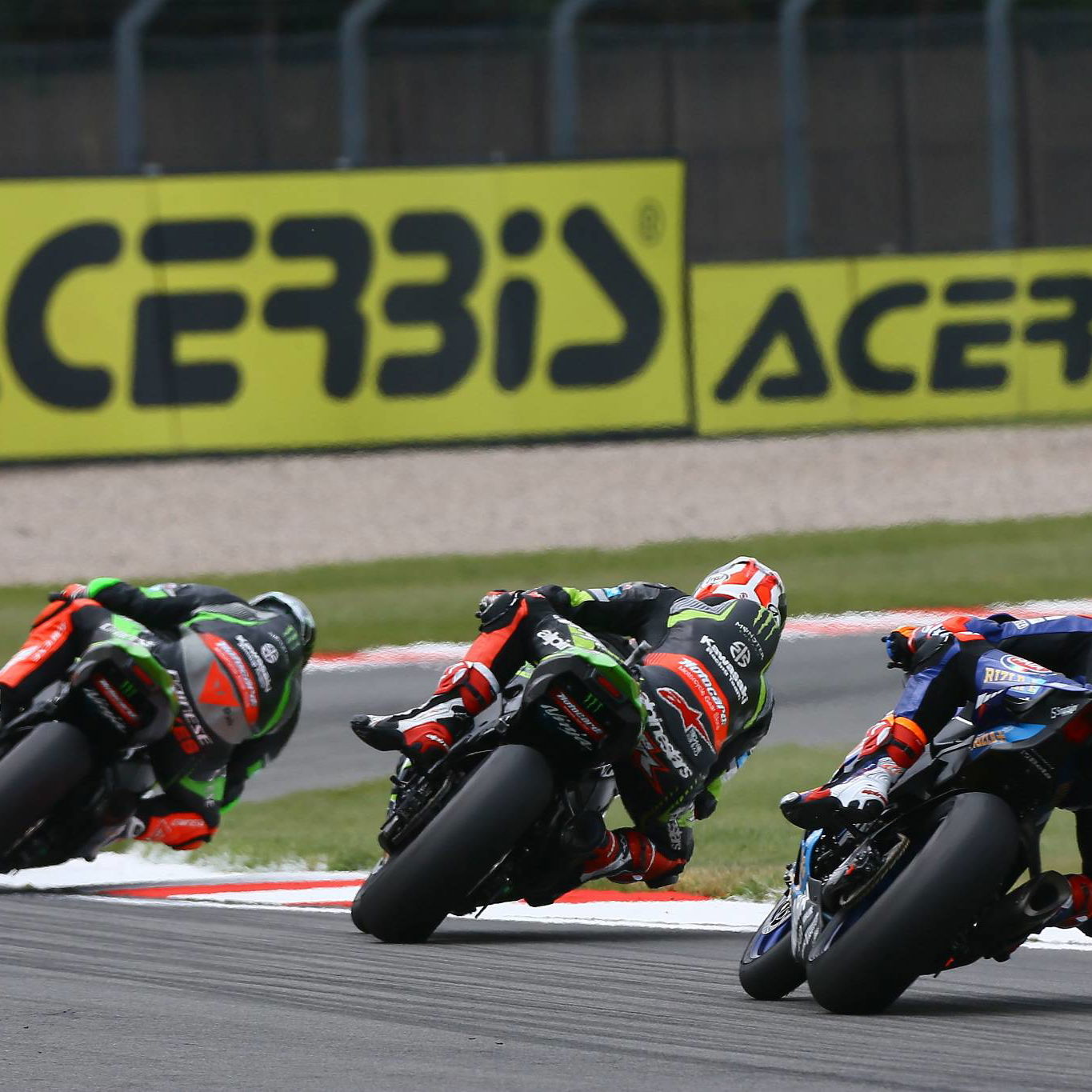 Pirelli Terus Menggunakan 'Ban Pengembangan' untuk WorldSBK Italia