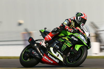 Rea on top dari Sykes di sesi FP2 kering