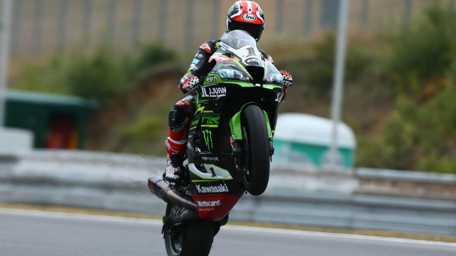 Rea flawless to take all-time World Superbike wins record