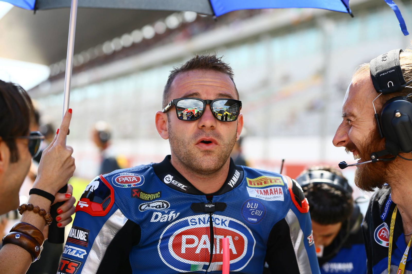 Cluzel takes World Supersport title fight to final round